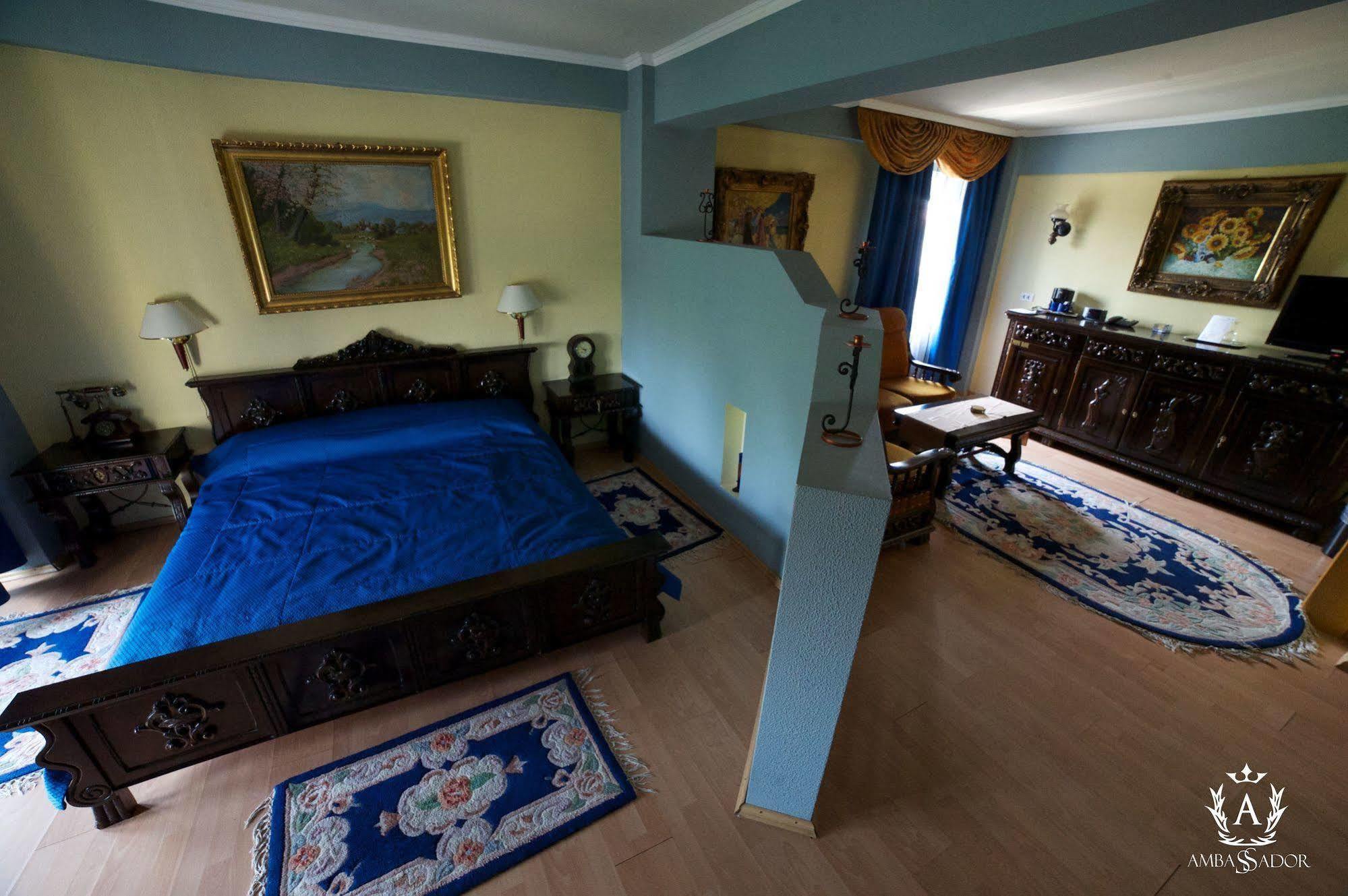 Hotel Ambassador 4*